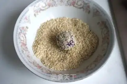 Make Potato sesame ball step 5