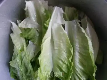 Make Garlic lettuce step 1