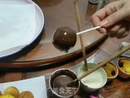 Make Lollipop cake step 3