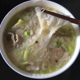 Make Pork liver, skinny horse, hoof noodle soup step 9