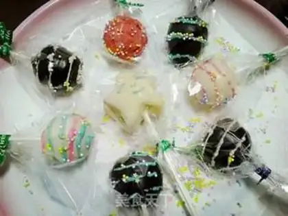 Make Lollipop cake step 7