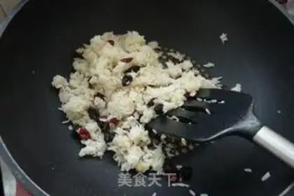 Make Chrysin fried rice step 4