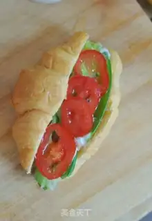 Make Tuna sandwich step 6