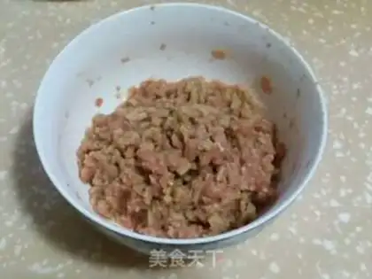 Make Pour the soup and the cage step 4