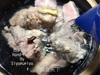 Make Sour stew and pork step 2