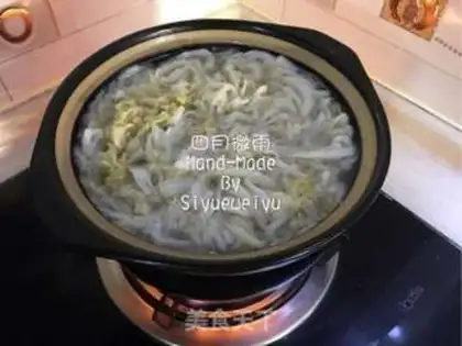 Make Sour stew and pork step 4