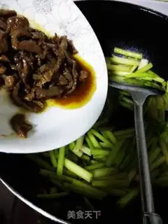 Make Celery with beef step 7