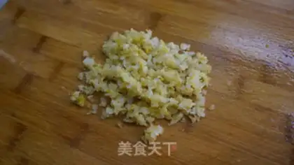 Make Sour mushroom egg fried rice step 3