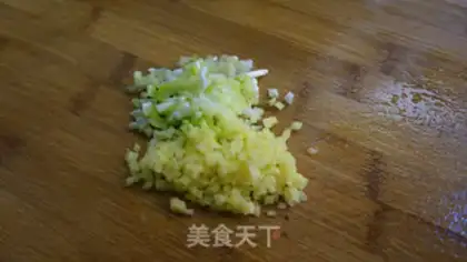 Make Sour mushroom egg fried rice step 5