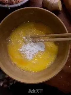 Make Eggskin dumplings step 1