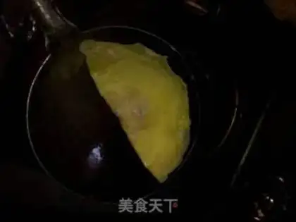 Make Eggskin dumplings step 4