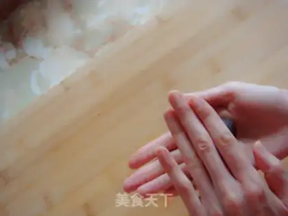 Make Red May of the White Skin step 5