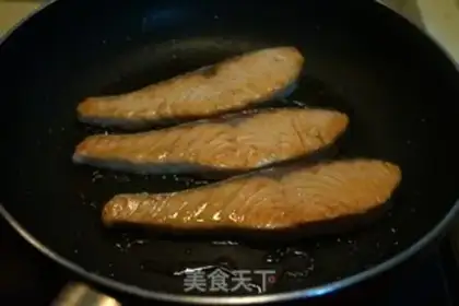 Make Fried salmon step 4