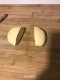 Make Egghand noodles step 1