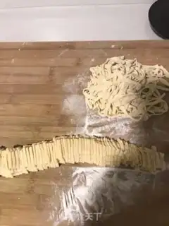 Make Egghand noodles step 4