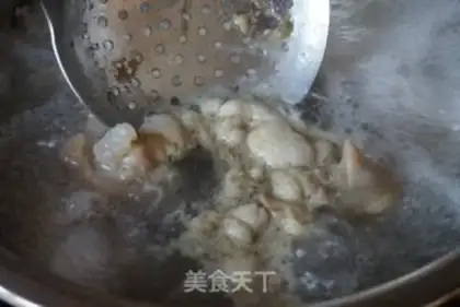Make Hot pig hoof step 1