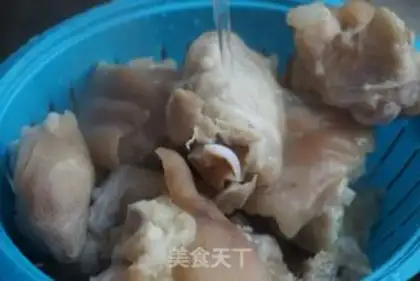 Make Hot pig hoof step 2