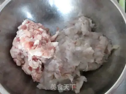 Make Vegetable soup and shrimp meatballs step 4