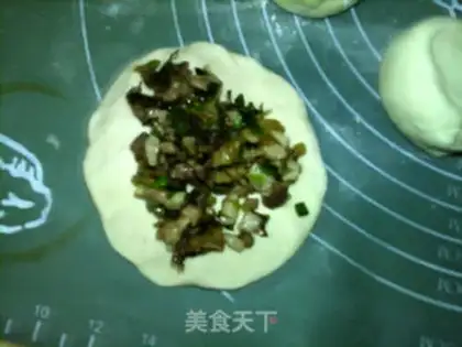 Make Plum buns step 7