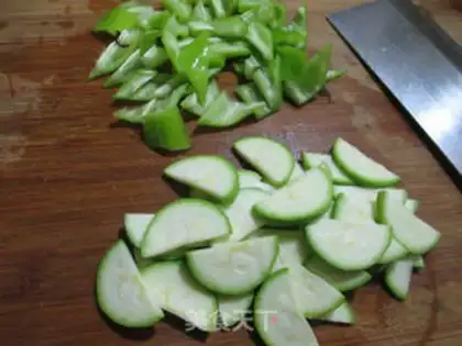 Make Pyramids step 1