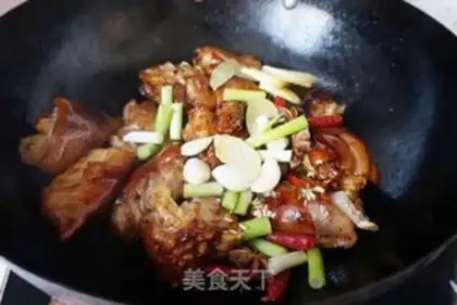 Make Hot pig hoof step 6