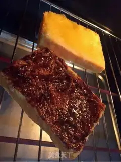 Make Black pepper butter toast step 16