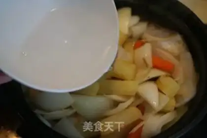 Make Sandpot potato beef step 10