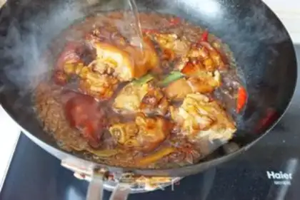 Make Hot pig hoof step 8