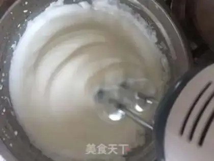 Make Strawberry cake step 3