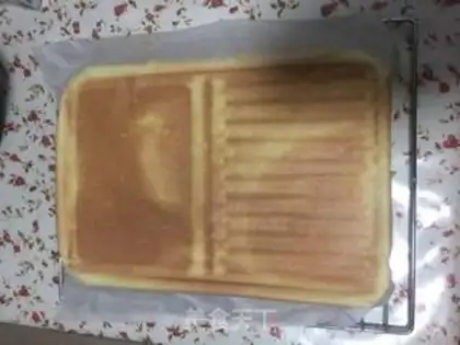 Make Strawberry cake step 16