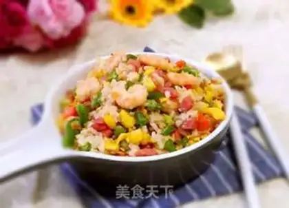 Make Yangzhou fried rice step 10