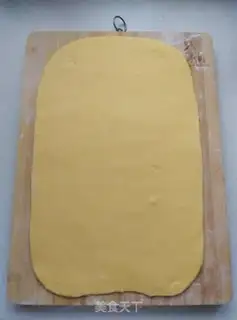 Make Pumpkin rolls step 4