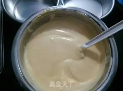 Make Baby bubble bath birthday cake step 0