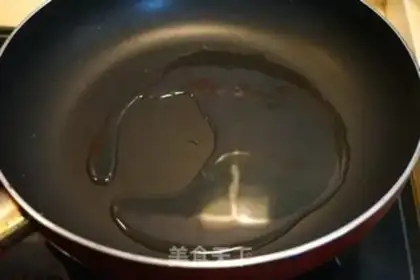 Make Eggs from the casserole step 4