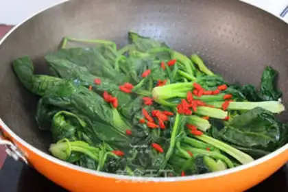 Make Scorch spinach step 4