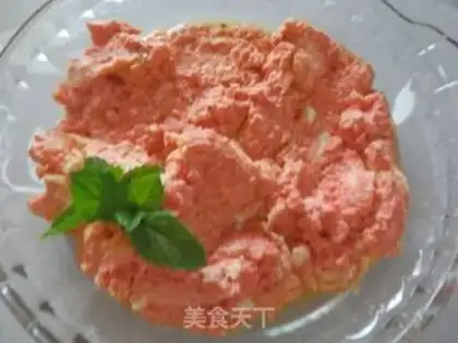 Make Strawberry eggs step 4