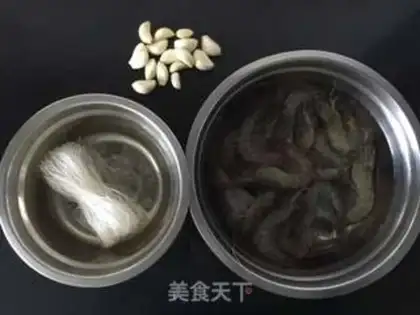 Make Garlic fans steam shrimp step 0
