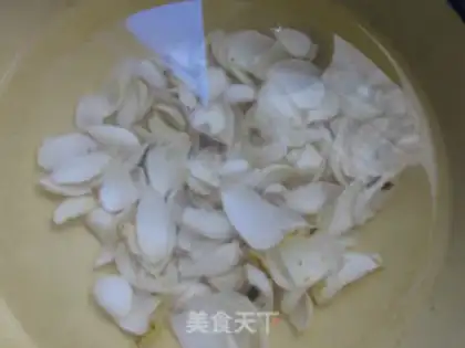 Make Lily