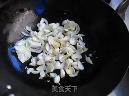 Make Lily