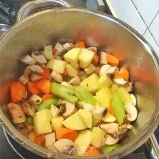 Make Chicken and cream soup step 5