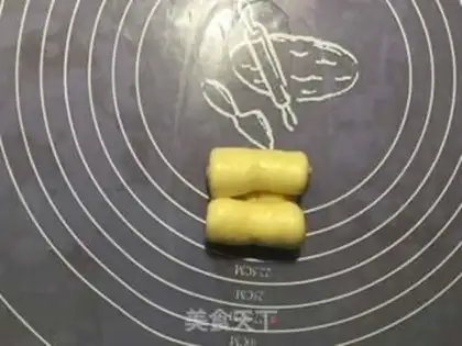 Make Japanese milk rolls step 6