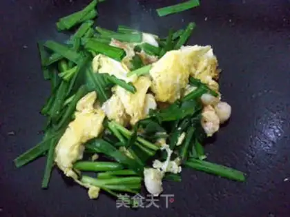 Make Shrimp fried eggs step 3