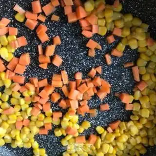 Make Golden Jade is full of pine corn step 3
