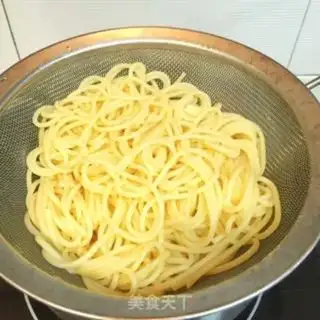 Make Fried salmon with pasta butter and butter step 6