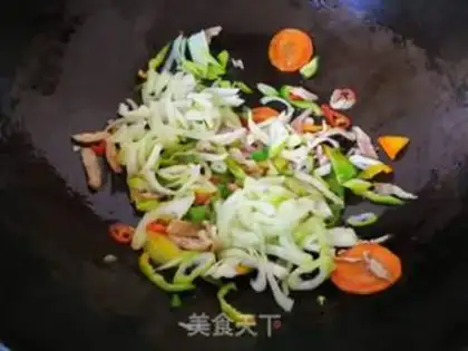 Make Bones soup noodles step 5