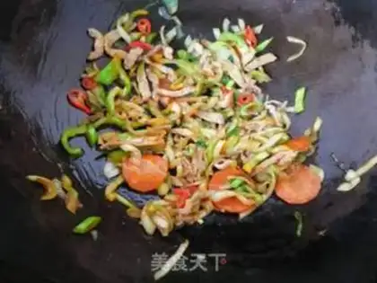 Make Bones soup noodles step 6
