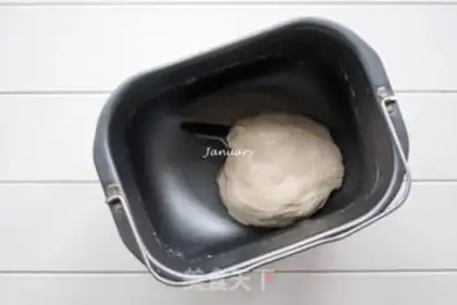 Make Garlic bread step 4