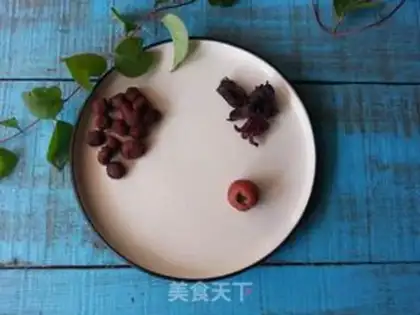 Make Sour sweet plum tea step 0