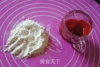 Make A mushroom with lilies step 4