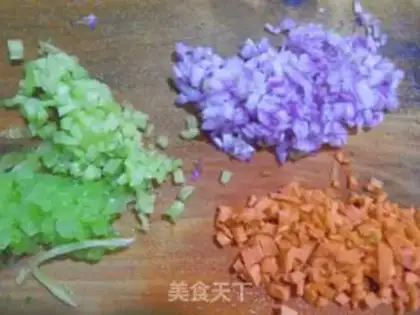 Make Gold egg fried rice step 2